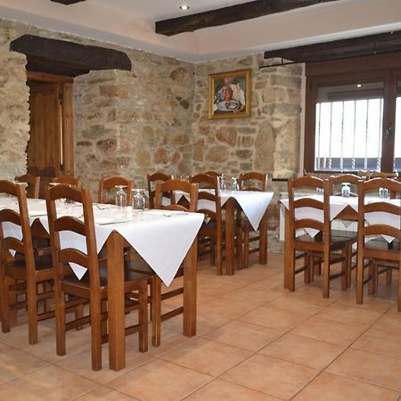 Hotel Rural Val Dos Pigarros Lubian Exterior photo